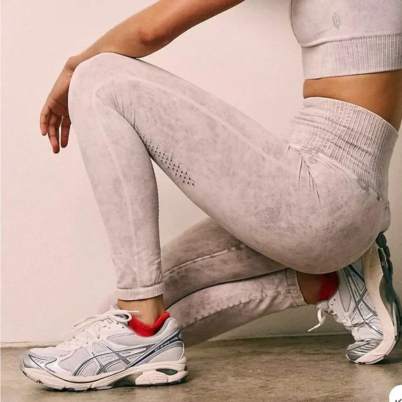 Free People High-Rise 7/8 Length Good Karma Leggings - Picture 2 of 7